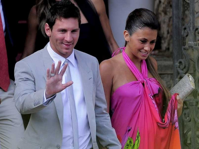 Football stars land in Argentina for Messi's wedding Football stars land in Argentina for Messi's wedding