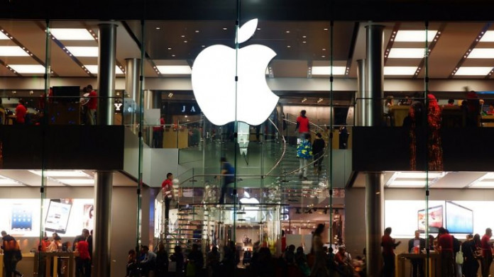 With iPhone 8 release looming, Apple may become the world’s first trillion-dollar company With iPhone 8 release looming, Apple may become the world’s first trillion-dollar company