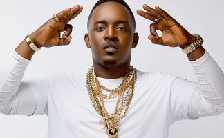 Fans attack MI for supporting gays