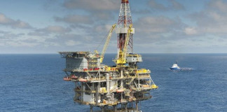 Oil falls to $76 as worries mount on demand outlook
