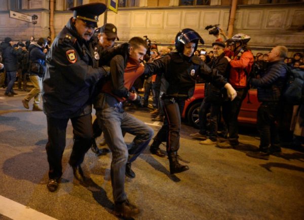 Putin’s 65th birthday: Police arrest 66 ‘spoilers’