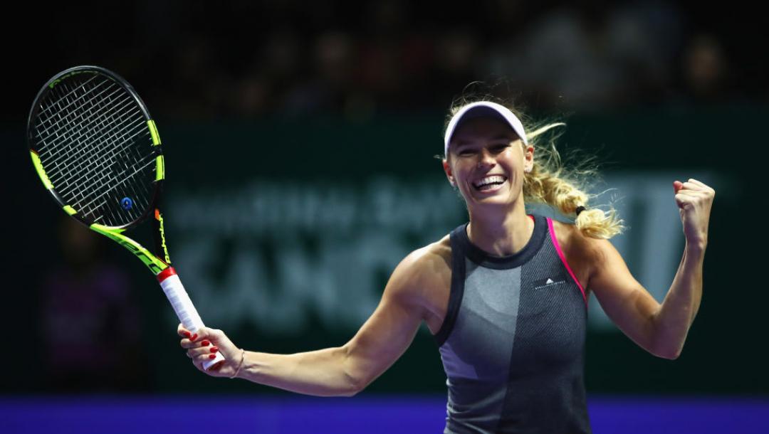 Wozniacki beats Venus Williams to clinch WTA finals trophy