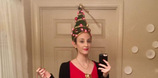 This high school teacher spent over an hour sculpting her hair into a Christmas tree for a contest