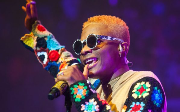 MOBO awards: Buhari congratulates Wizkid, Davido