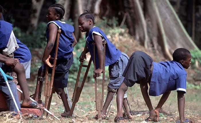 Polio immunisation: Council entices children with sweets