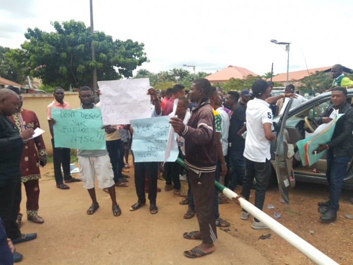 IMG-20181017-WA0020 Benue students protest ban, give NYSC 24 hours to reverse decision
