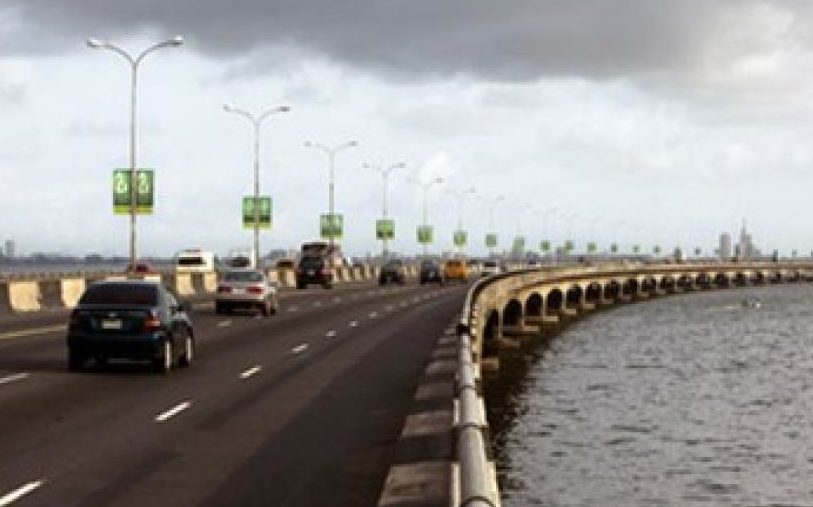 Just In:Man alights from commercial vehicle, jumps into Lagos Lagoon