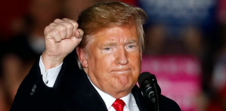 Trump says Kelly will leave chief of staff job at end of year