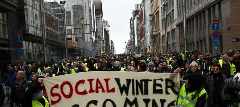 Yellow vest protests: France Édouard Philippe seeks unity after unrest