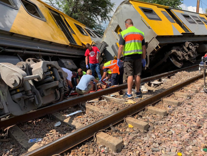 NEXT EDITION TRAIN CRASH 3 killed, hundreds injured in train collision