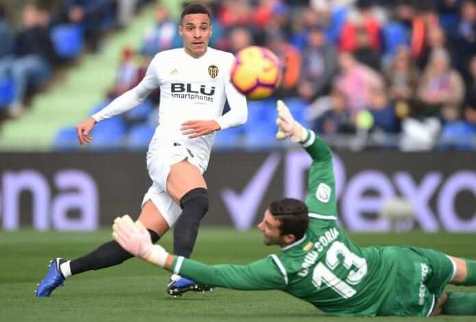 Rodrigo grabs late double to seal Cup semi-finals berth for Valencia