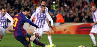 Messi penalty kick helps under-par Barca beat Real Valladolid