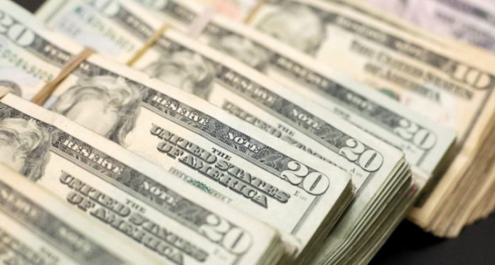 Dollars notes TNE Dollar edges up as more central banks turn dovish