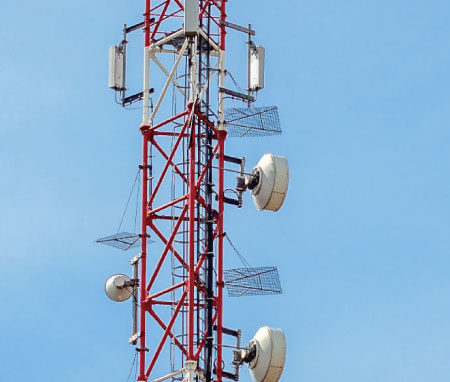 Man Jumps from Bank’s Mast to Death in Ibadan