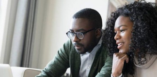 Workplace Romance: The Do’s and Don’ts