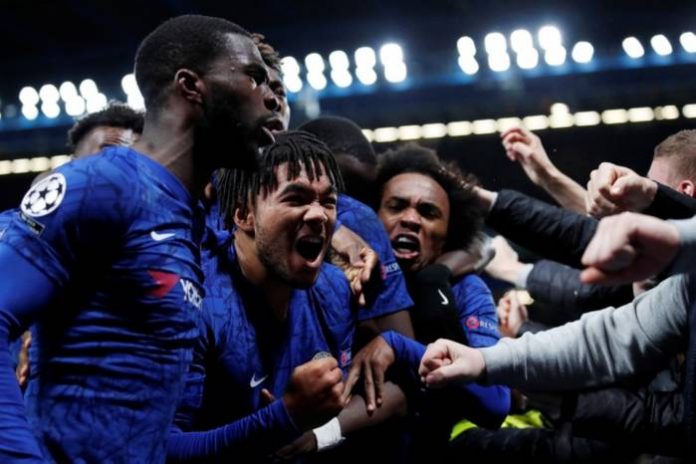Chelsea draw with Ajax Chelsea, Nine-man Ajax Share Spoils In Thrilling 4-4 Draw