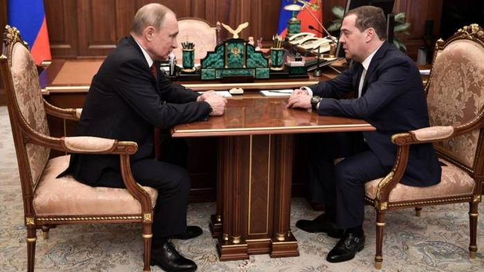 Russian Government Resigns As Putin Plans Future