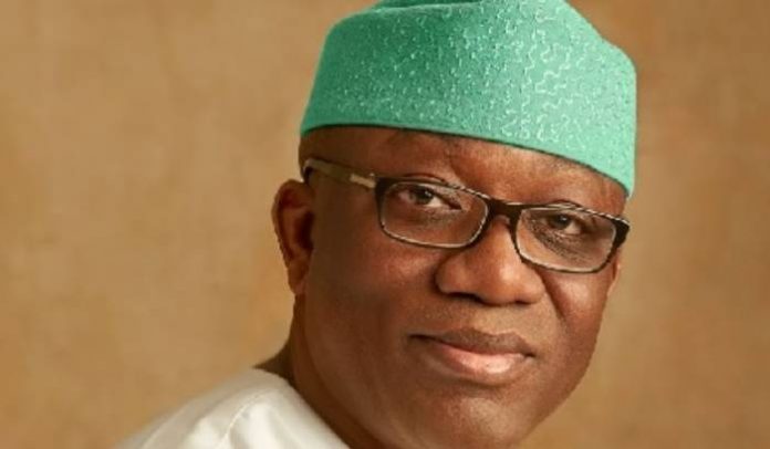 5000-poor-residents-in-Ekiti-received-FG’s-N20000-each-—-Fayemi-lailasnews 5,000 Ekiti Residents Receive FG’s Cash Intervention — Fayemi