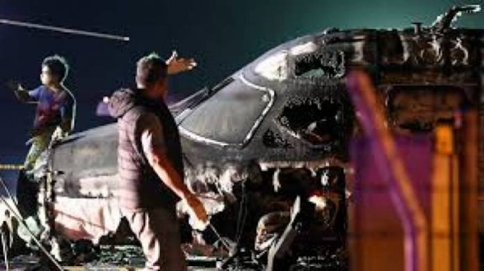 1590149043 BREAKING: Commercial Plane With Over 100 People On Board Crashes