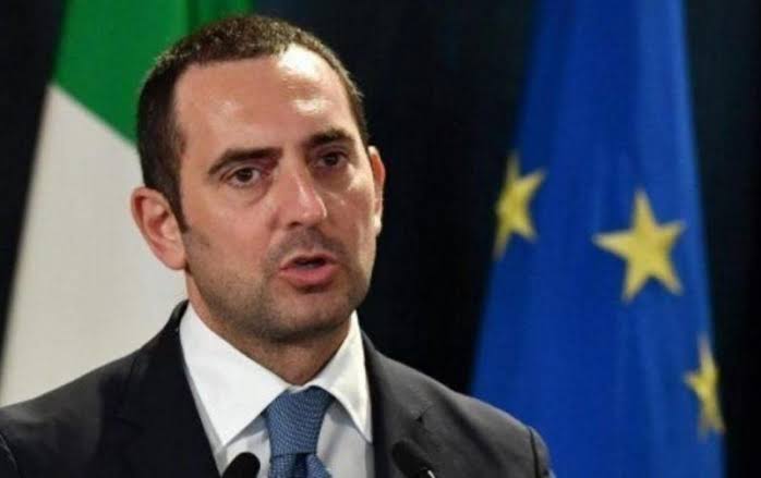 Italian Sports Minister Says Serie A Restart Depends On COVID-19 Contagion Curve