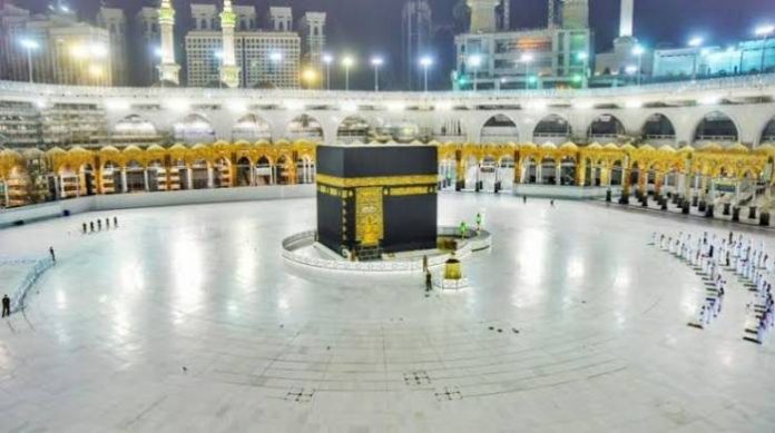images (8) Saudi Arabia, UAE Mosques To Stay Closed For Eid Prayers
