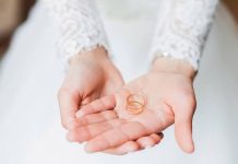 10 Obvious Signs That Tell Your Girlfriend Is The One You Should Marry