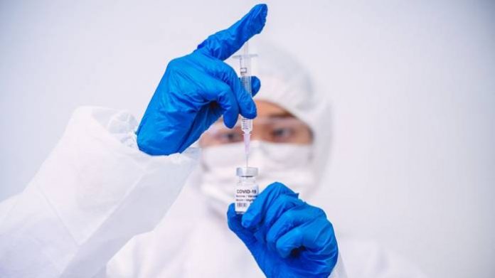 _115368367_vaccine2