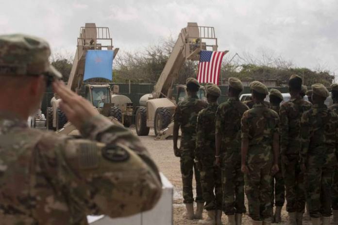 mil-somali-soldiers-train-1800