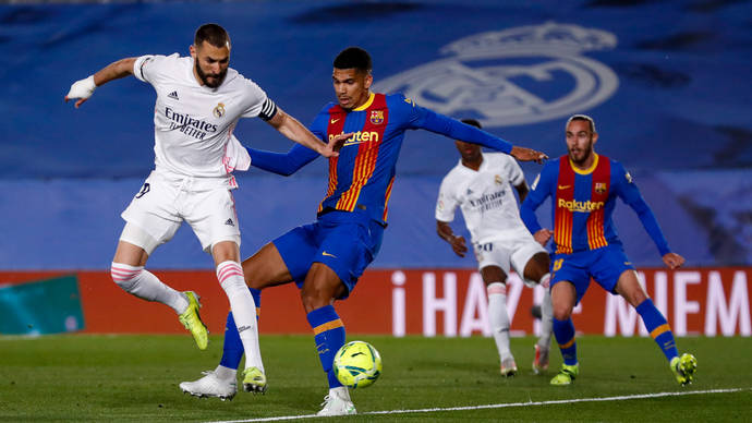 Real Madrid Edge Thrilling Clasico To Go Top Of La Liga