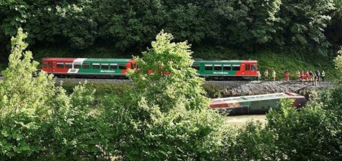 806x378-train-derails-in-austrian-alps-17-slightly-hurt-1625820747844