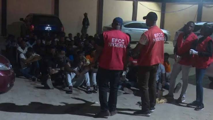EFCC Breaks Into Lagos Hotel, Arrests 30 Over Fraud