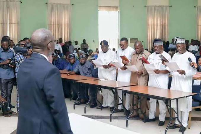 Ortom Swears In Eight New Commissioners, Five Special Advisers