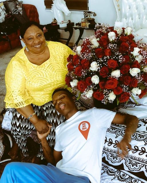 BREAKING: Wizkid’s Mum Passes On