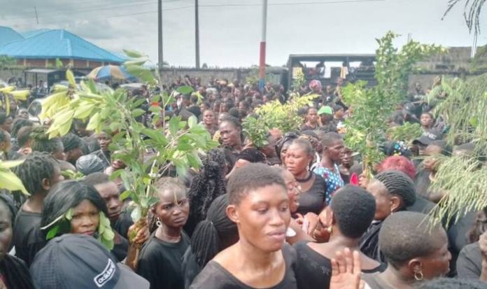 Women-protest-in-Bayelsa