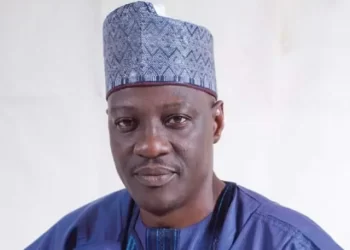 Court Grants Ex- Kwara Governor AbdulFatah Ahmed bail