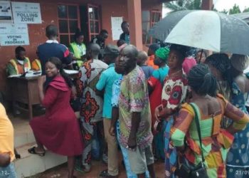 Edo Election: Residents Troop Out To Vote Under Heavy Downpour